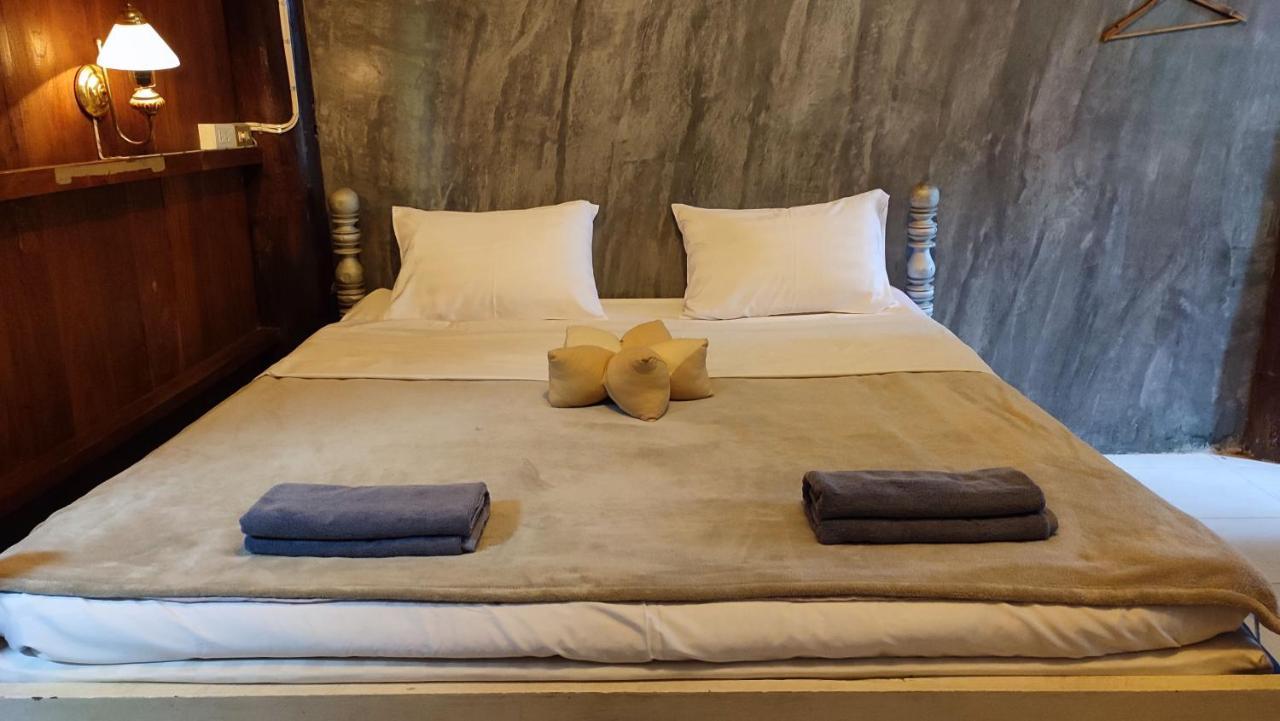 Kwanlah Homestay Mae Chaem Esterno foto