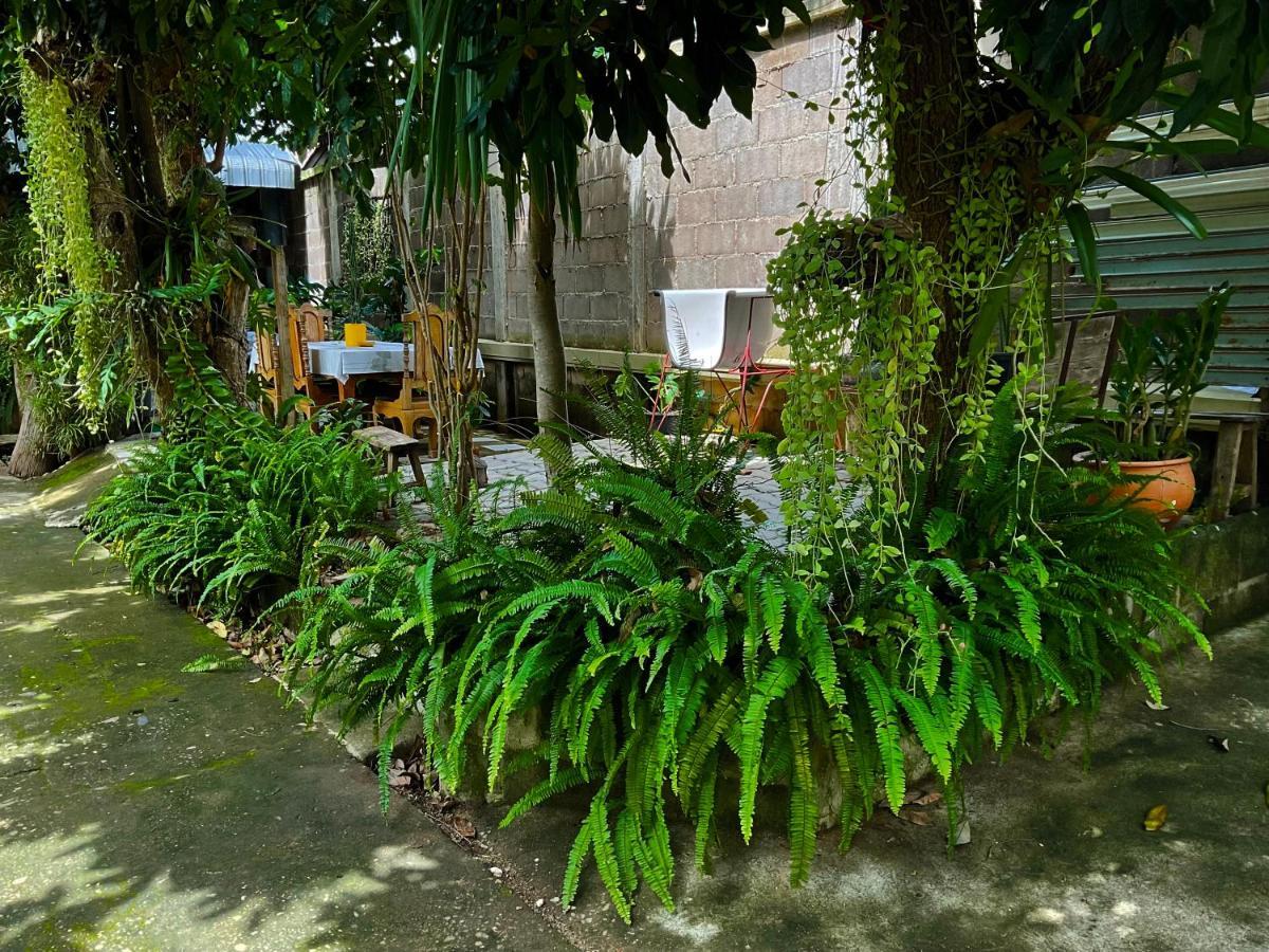Kwanlah Homestay Mae Chaem Esterno foto