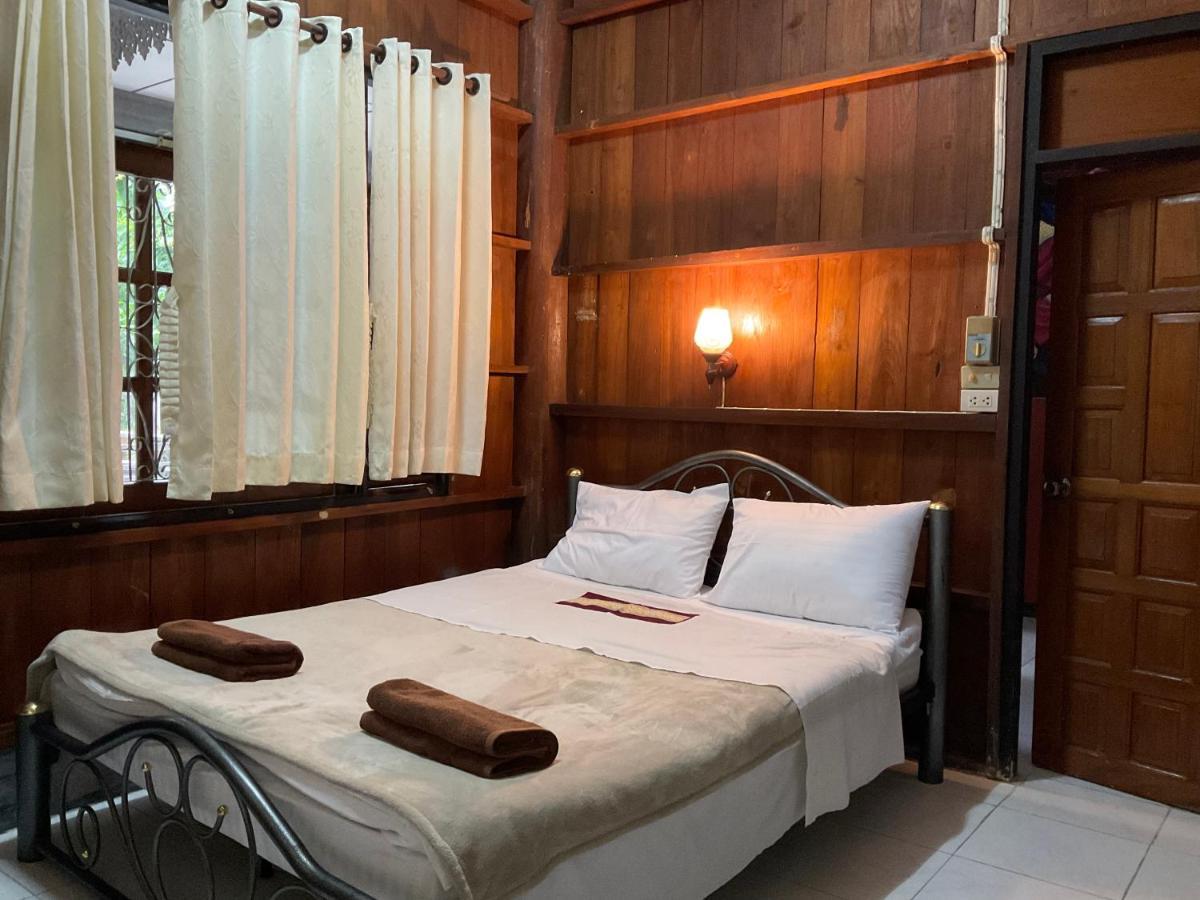 Kwanlah Homestay Mae Chaem Esterno foto